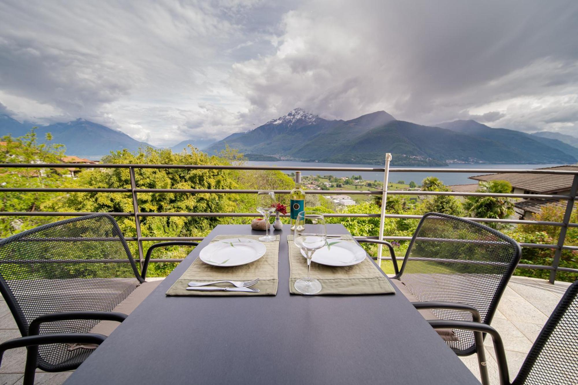 Bed And Breakfast Studios Alto Lago Di Como Gravedona Exterior photo