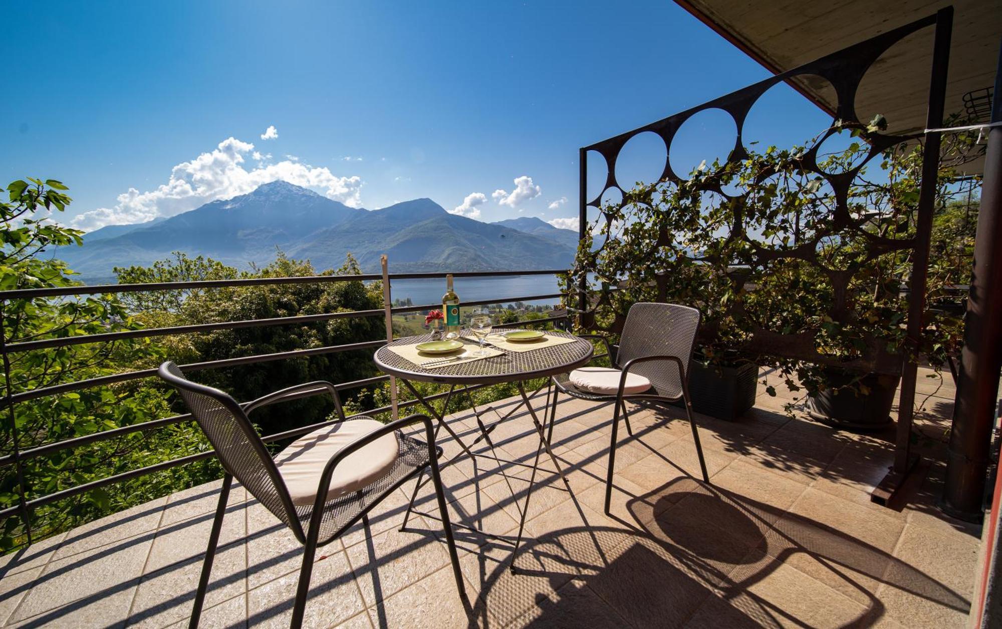Bed And Breakfast Studios Alto Lago Di Como Gravedona Exterior photo