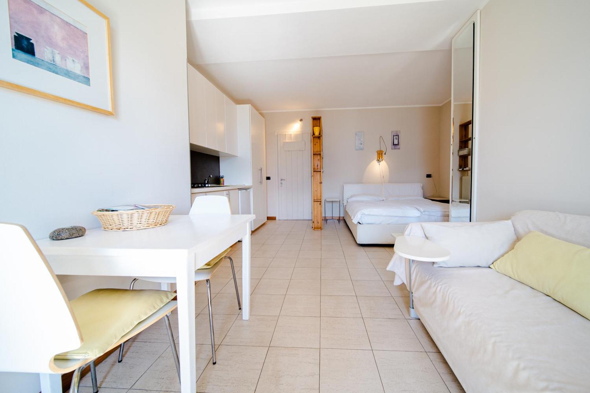 Bed And Breakfast Studios Alto Lago Di Como Gravedona Exterior photo